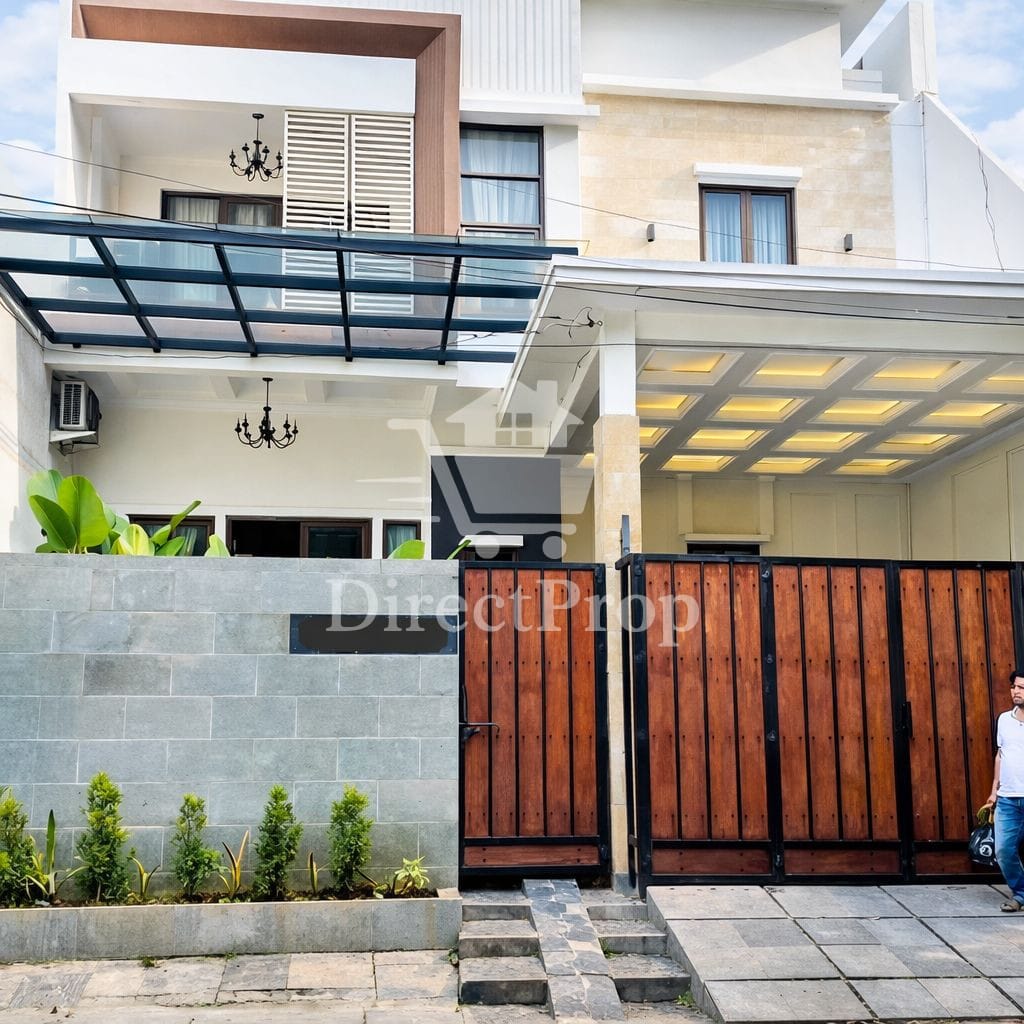 jual rumah ada kolam renang jakarta utara