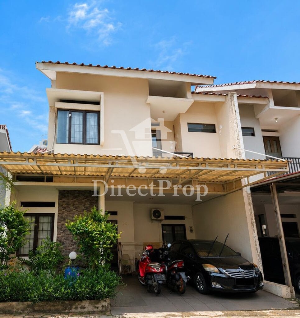 Dijual rumah di Diamond Golden Cinere Residen