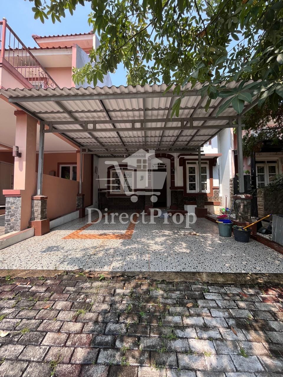 Dijual Rumah Dekat Tol Nagrak & Living World di Kota Wisata
