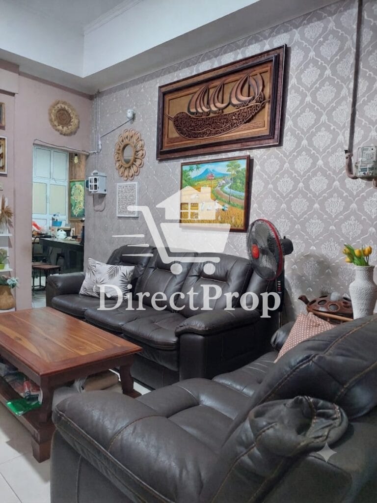 Dijual rumah di Semarang