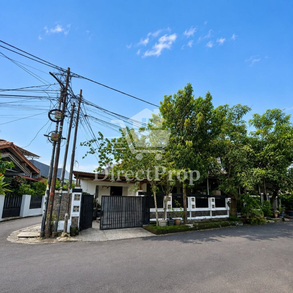Dijual rumah di Jakarta Timur