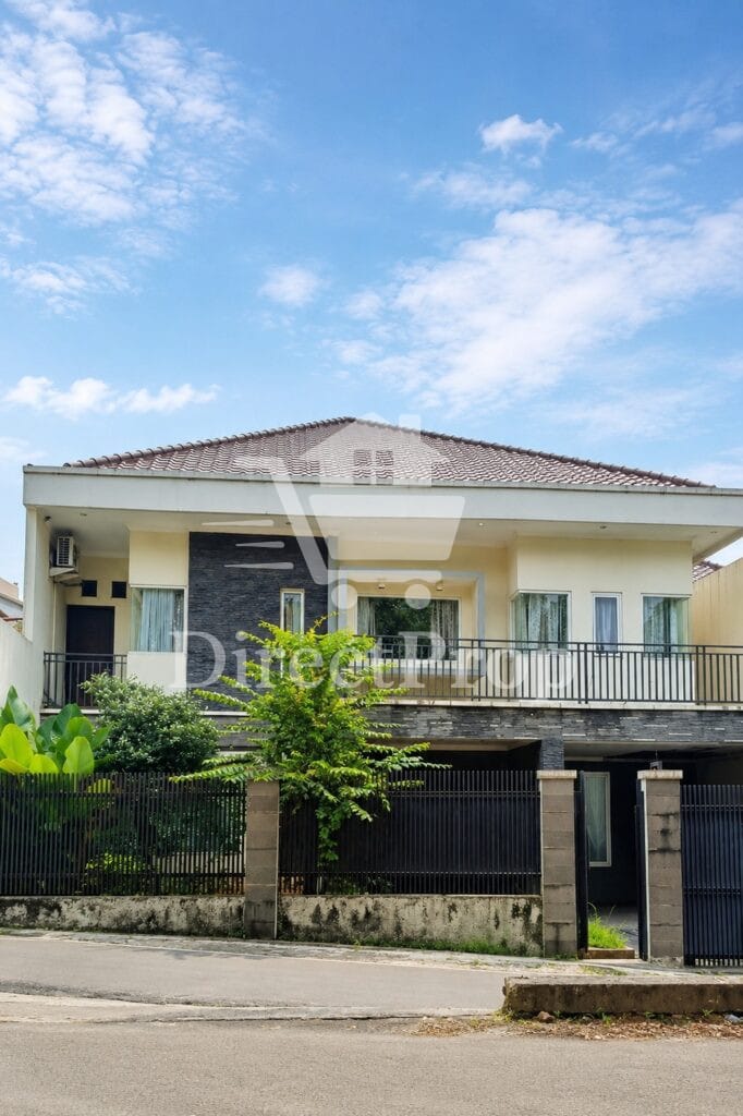 Dijual rumah di Ciputat