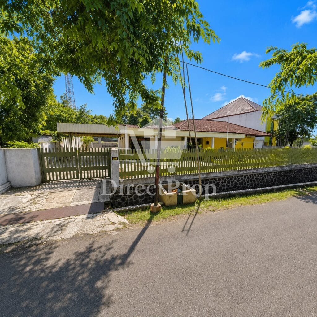 Dijual rumah di Semarang