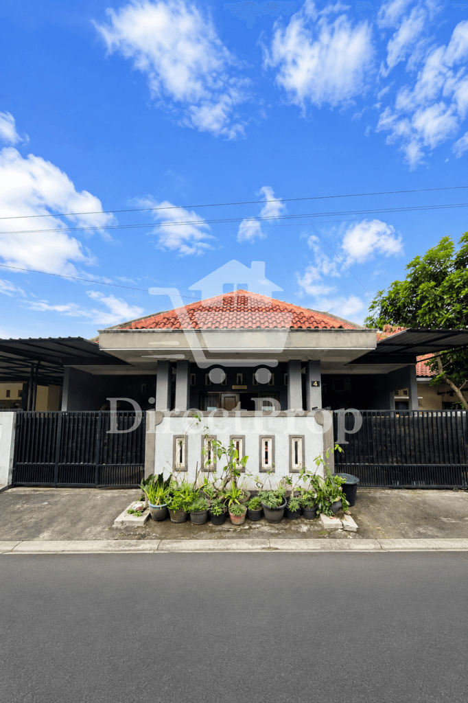 Dijual rumah di Semarang