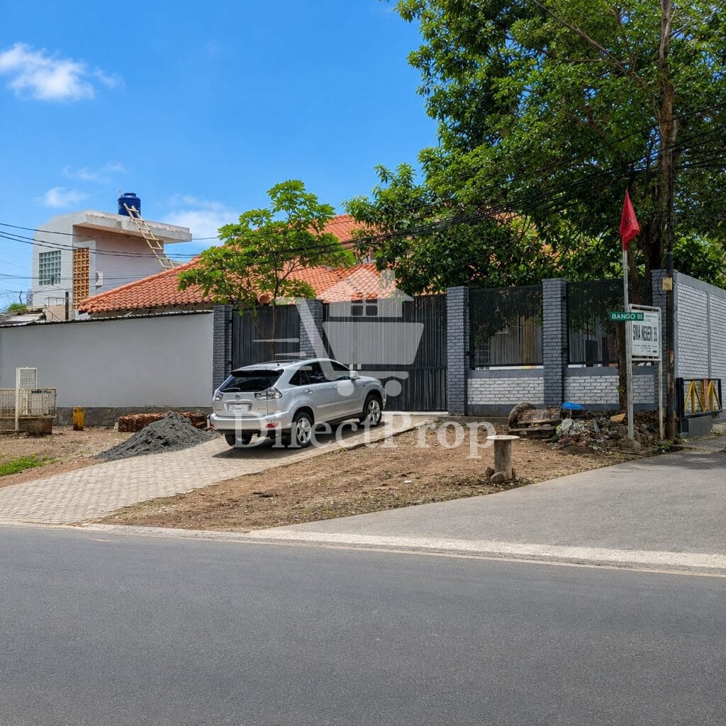 Dijual rumah di Cilandak