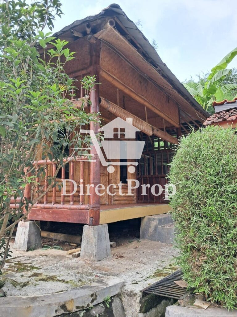 Dijual villa di Sukabumi