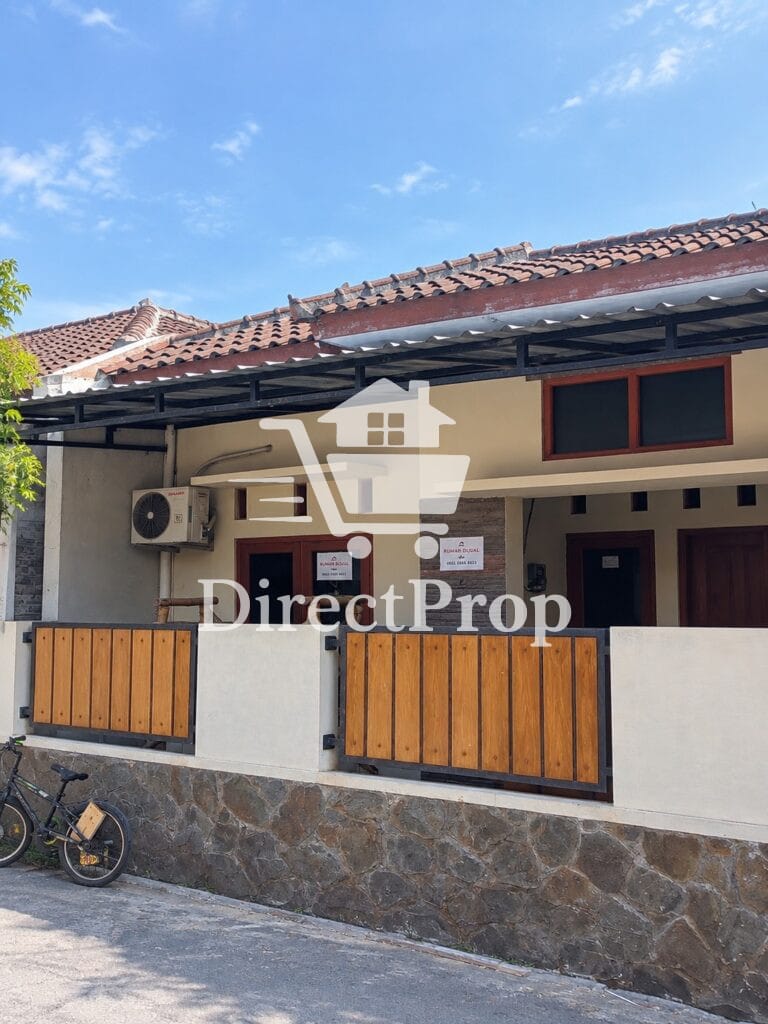 Dijual rumah di Surakarta